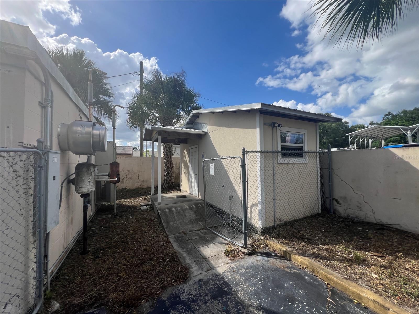 RIVERSIDE ESTATES CORR - Commercial Sale