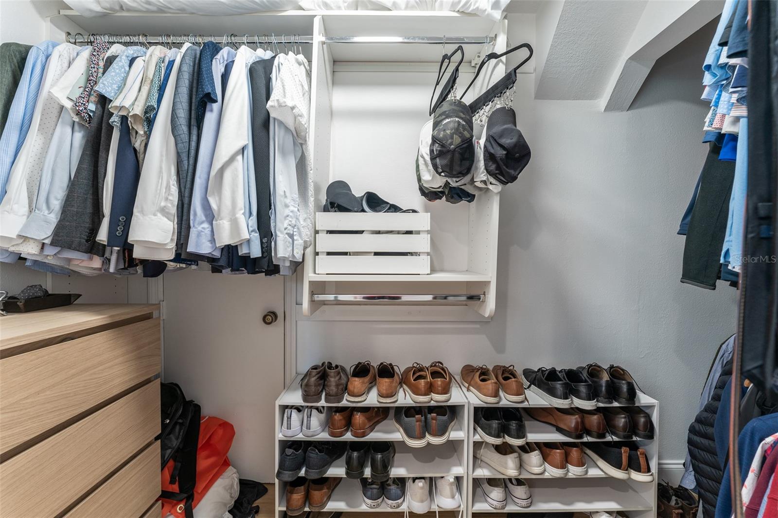 BRETTON WOODS AT WESTSHORE A C - Residential