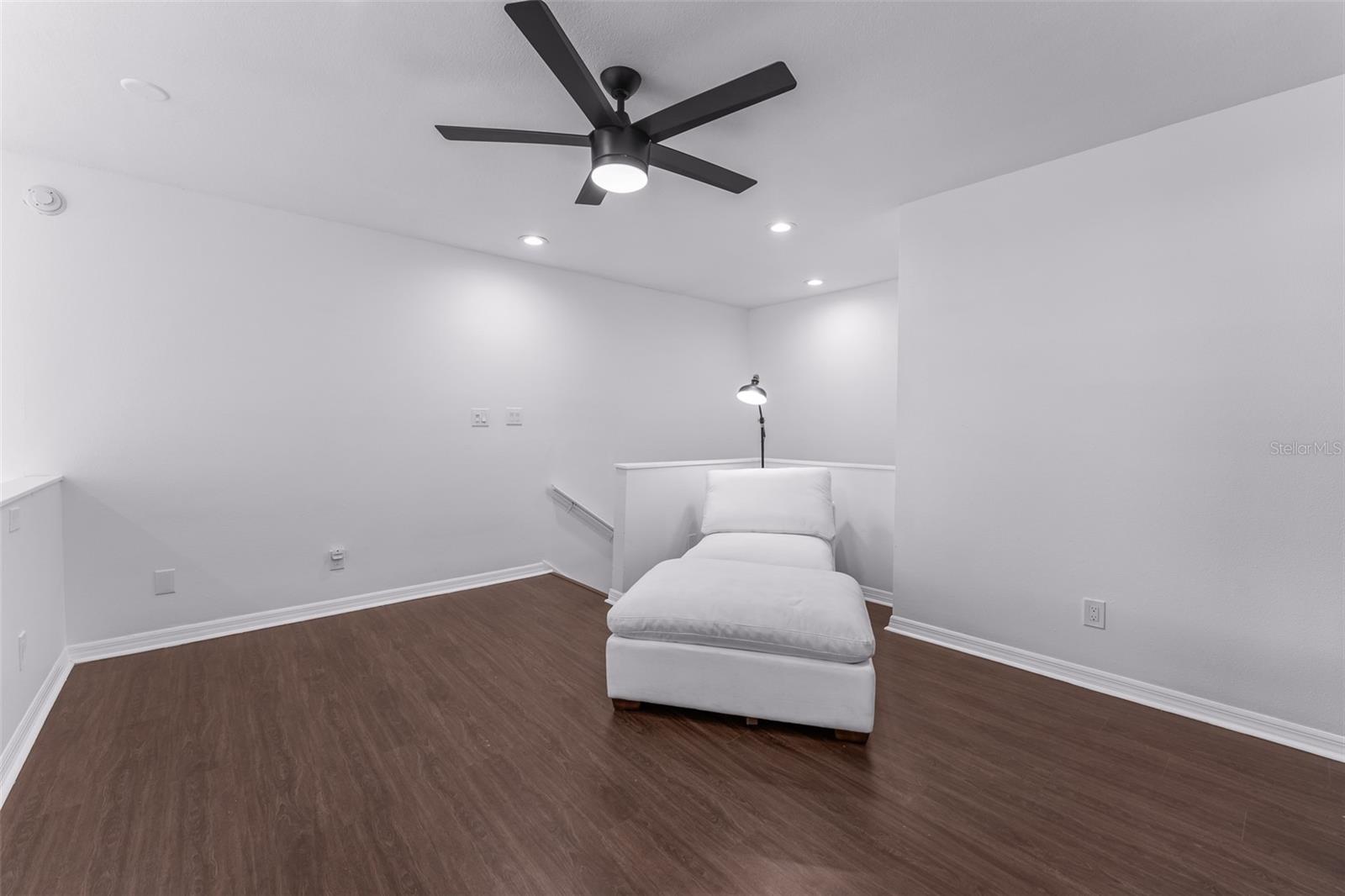 BRETTON WOODS AT WESTSHORE A C - Residential