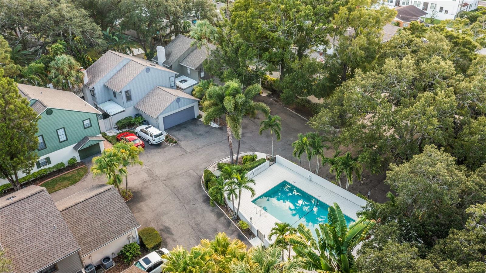 BRETTON WOODS AT WESTSHORE A C - Residential