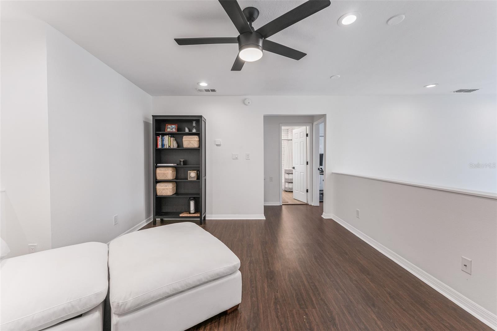 BRETTON WOODS AT WESTSHORE A C - Residential