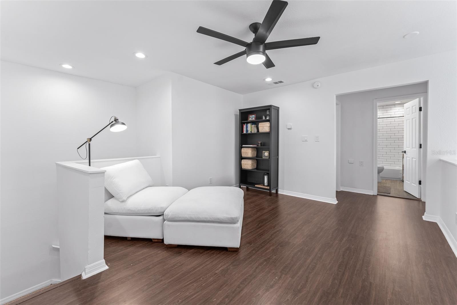 BRETTON WOODS AT WESTSHORE A C - Residential