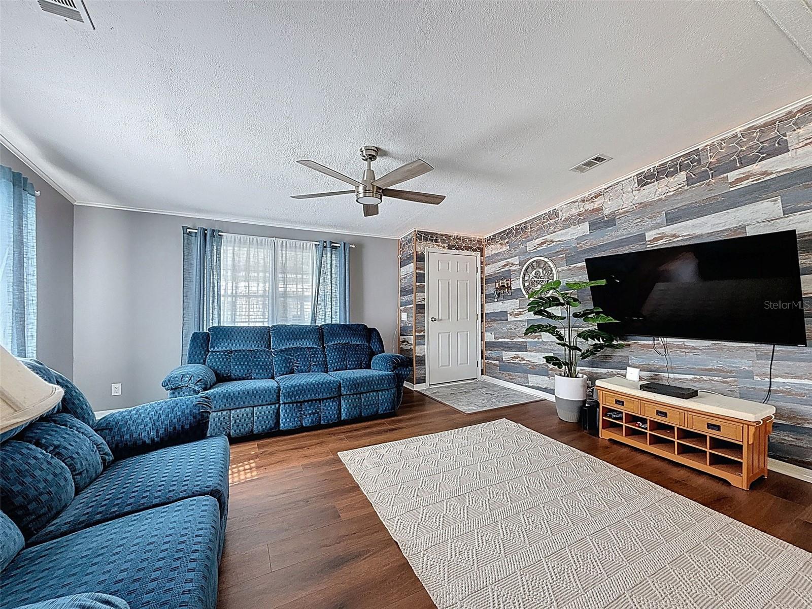 SWEETWATER GOLF & TENNIS CLUB ADD 01 - Residential