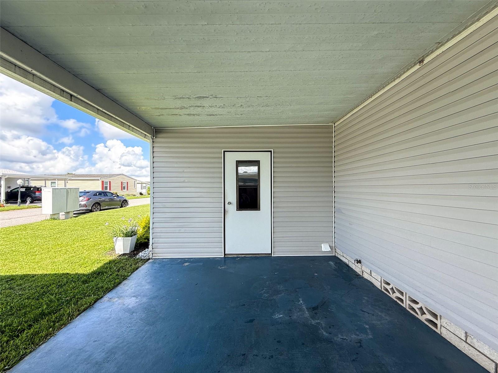 SWEETWATER GOLF & TENNIS CLUB ADD 01 - Residential