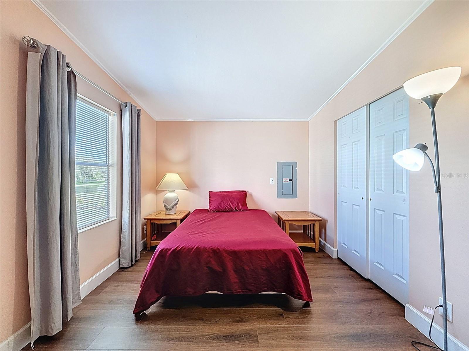 SWEETWATER GOLF & TENNIS CLUB ADD 01 - Residential