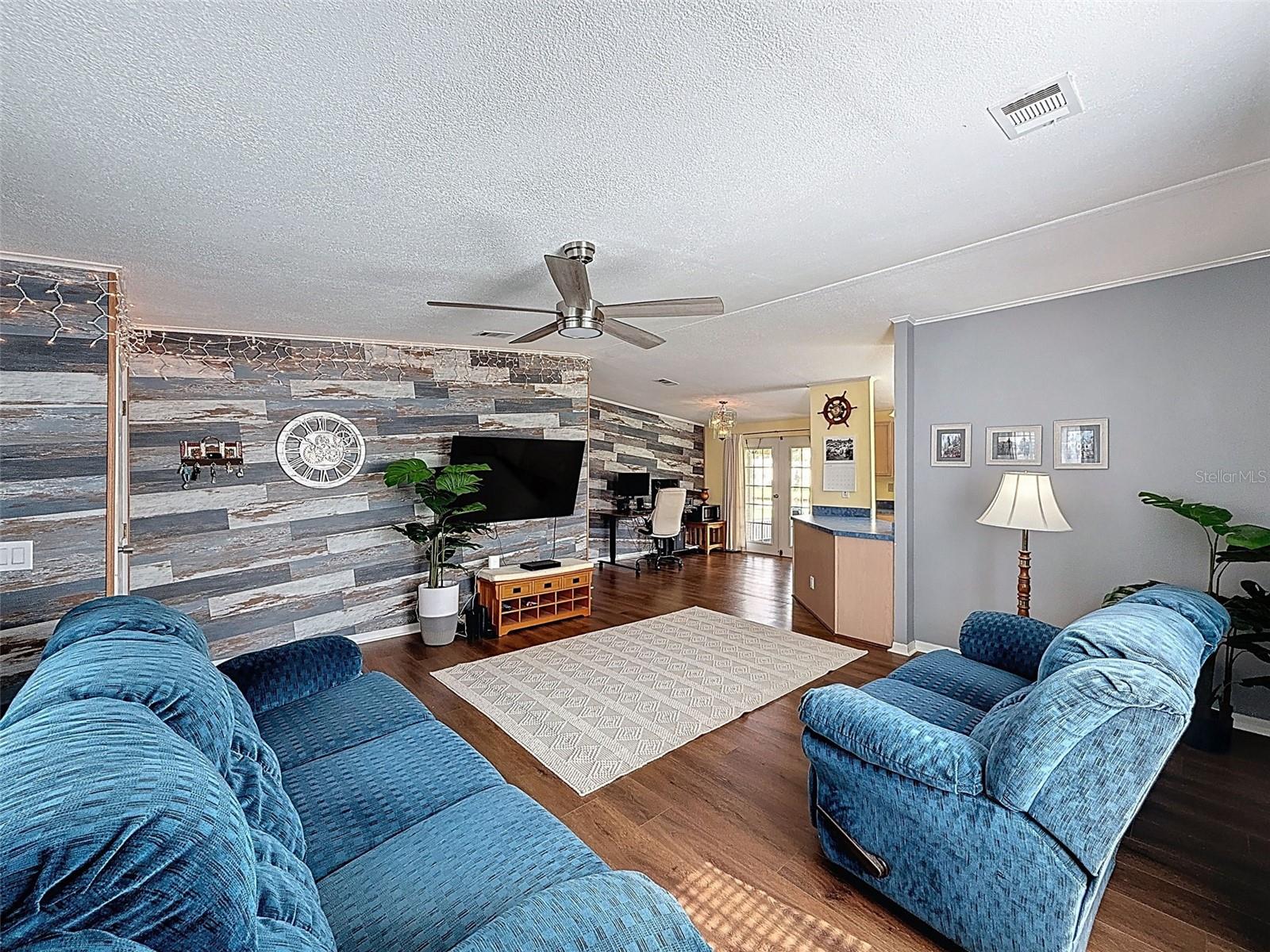 SWEETWATER GOLF & TENNIS CLUB ADD 01 - Residential