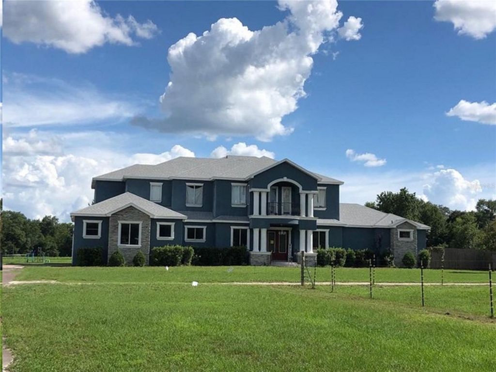 Photo of 34920 Appaloosa Trail, Zephyrhills, FL 33541 (MLS # TB8433472)