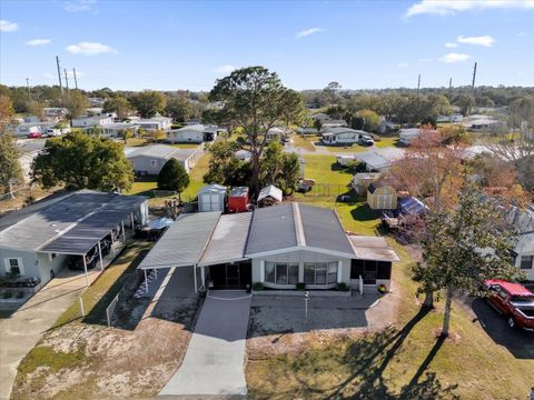 A home in DEBARY