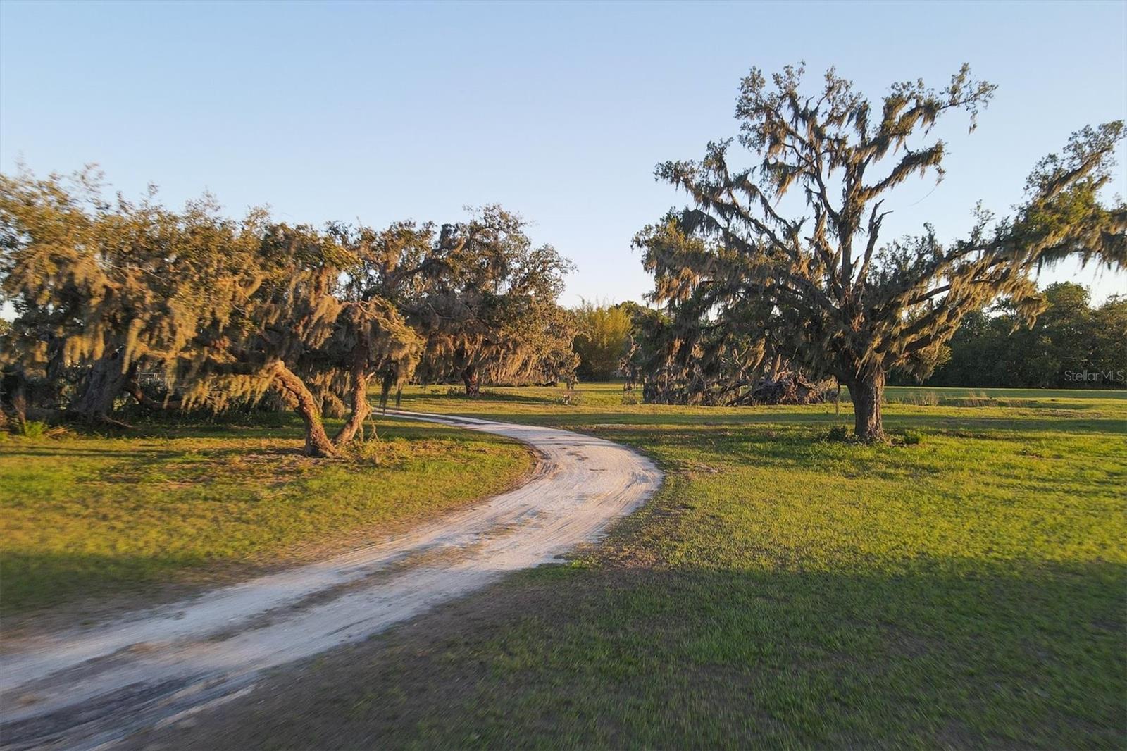 ACREAGE & UNREC - Land