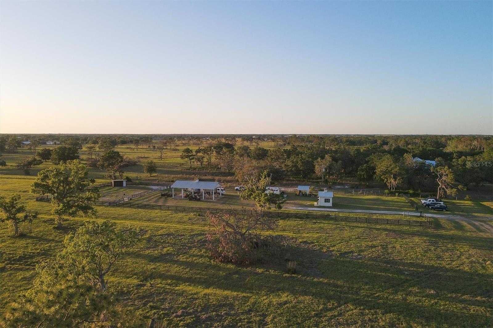 ACREAGE & UNREC - Land