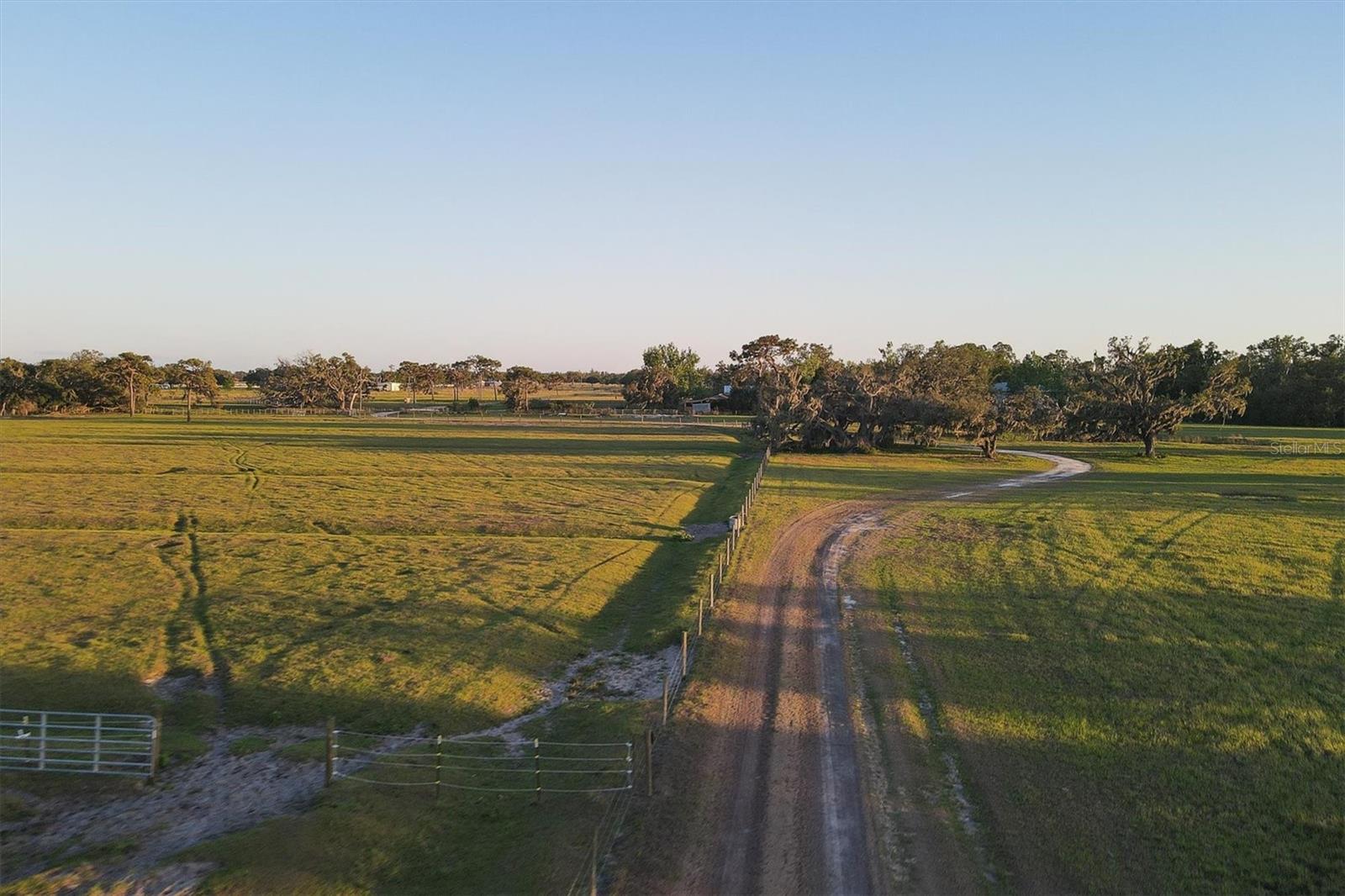 ACREAGE & UNREC - Land