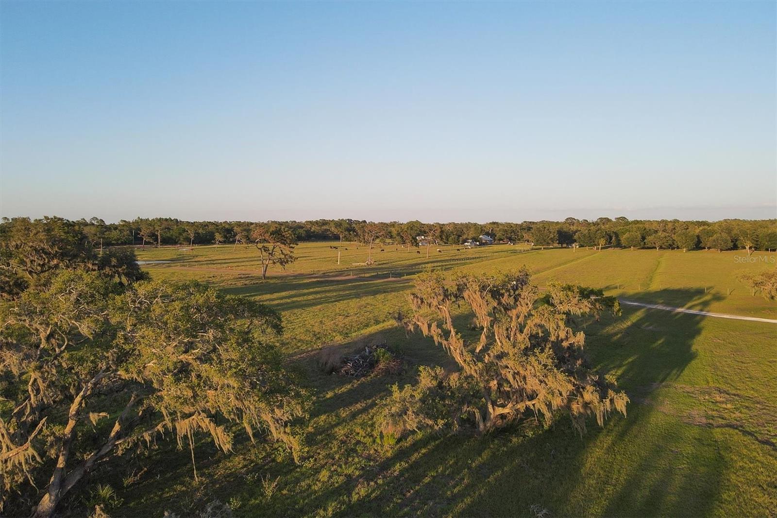 ACREAGE & UNREC - Land