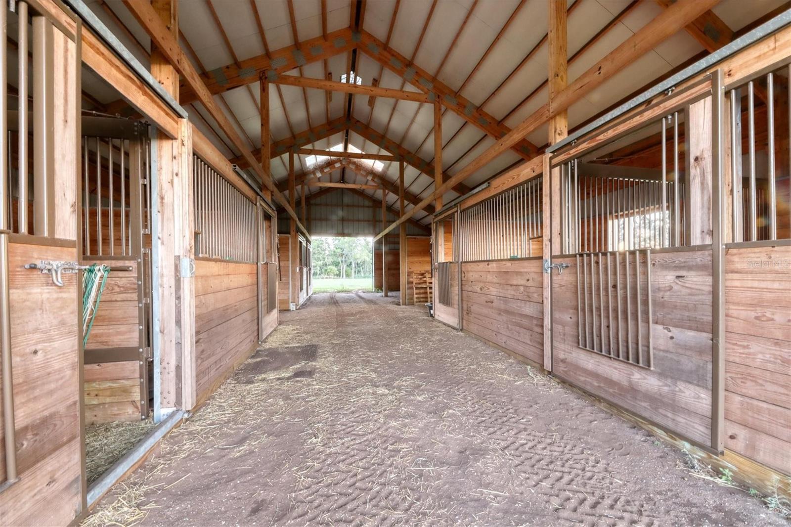 ACREAGE & UNREC - Land