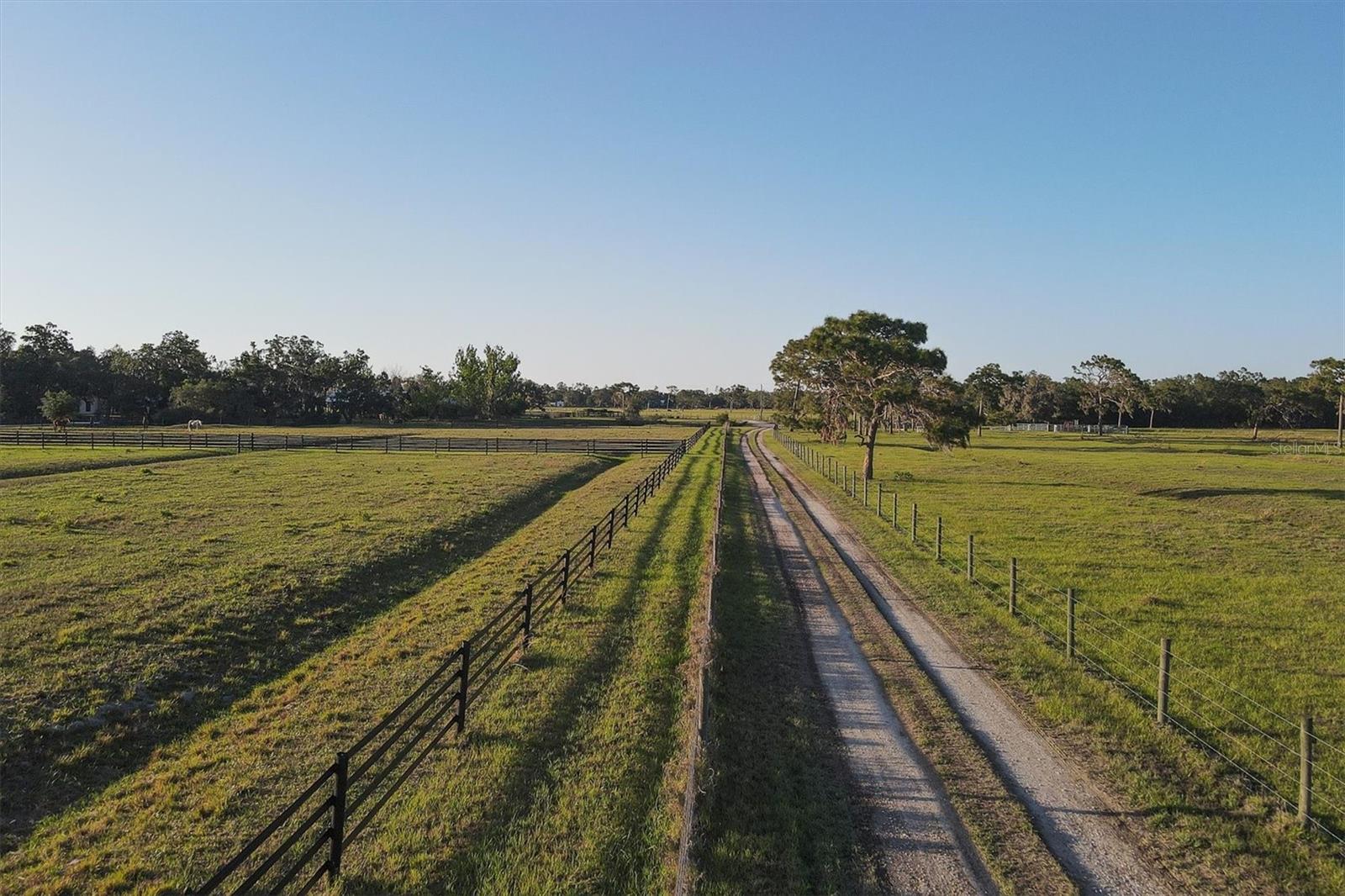 ACREAGE & UNREC - Land