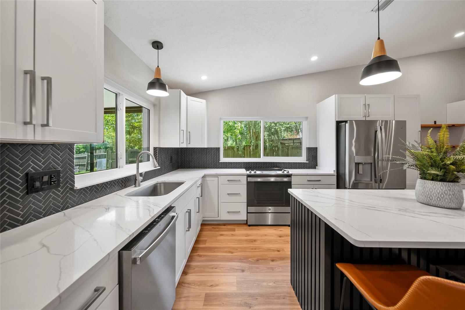 4639 CABBAGE PALM DRIVE