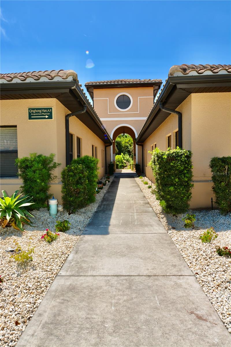 JCC 9 - Commercial Sale