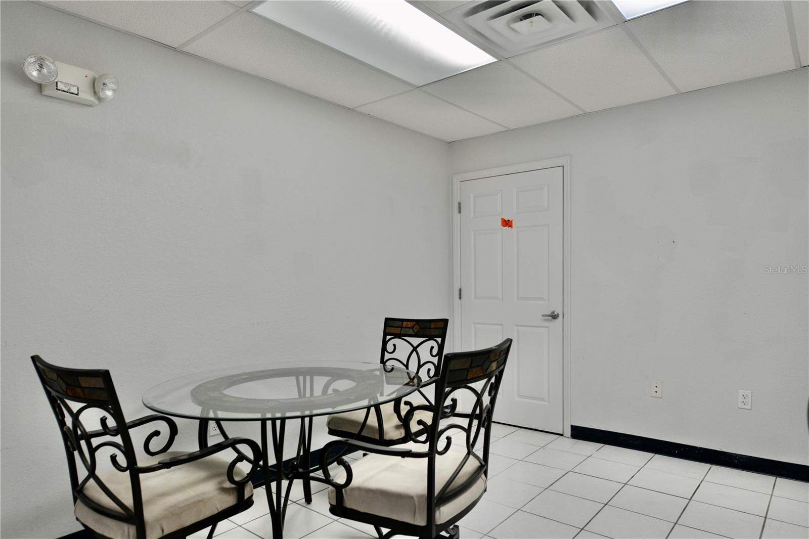 JCC 9 - Commercial Sale