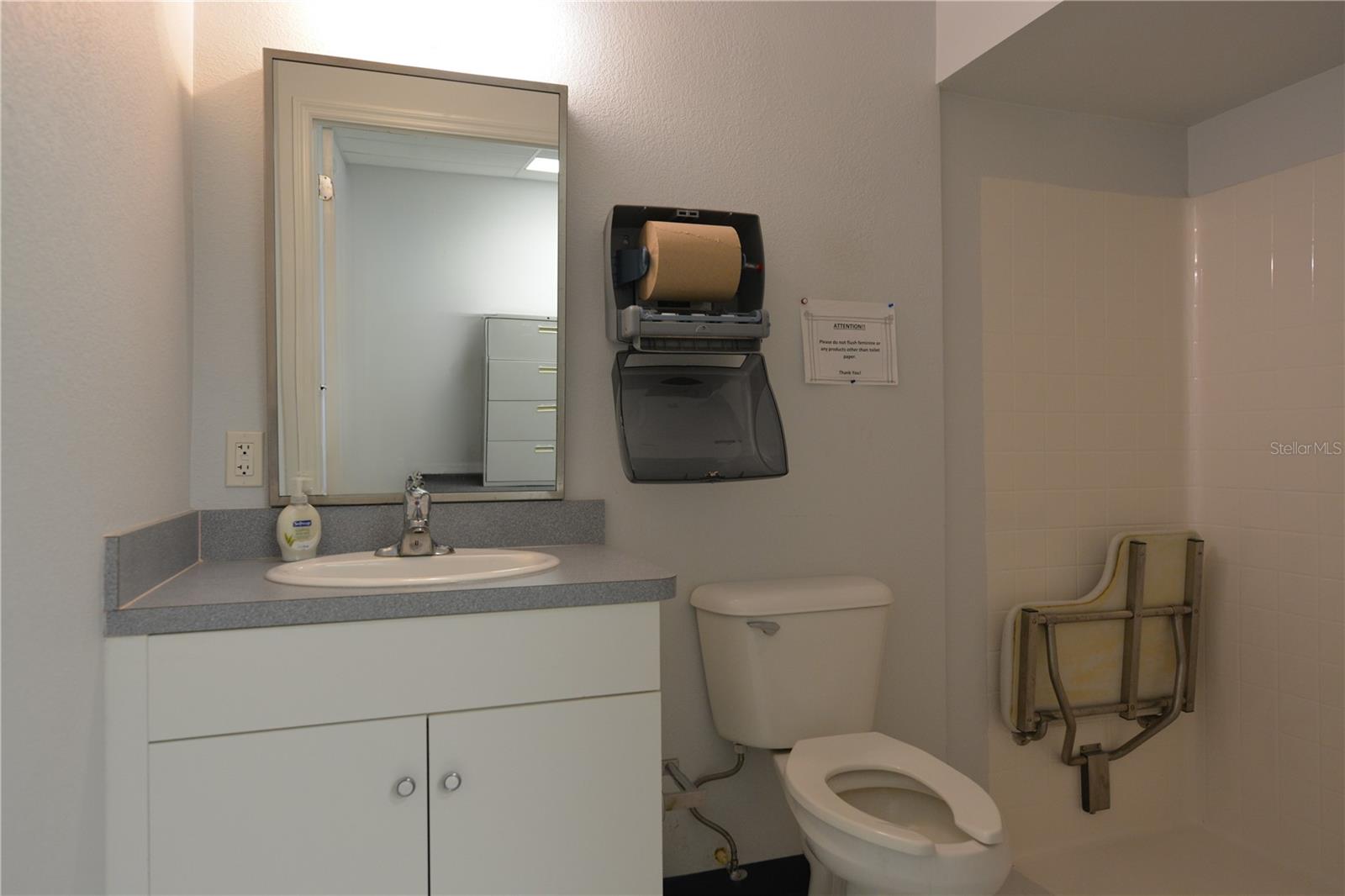 JCC 9 - Commercial Sale