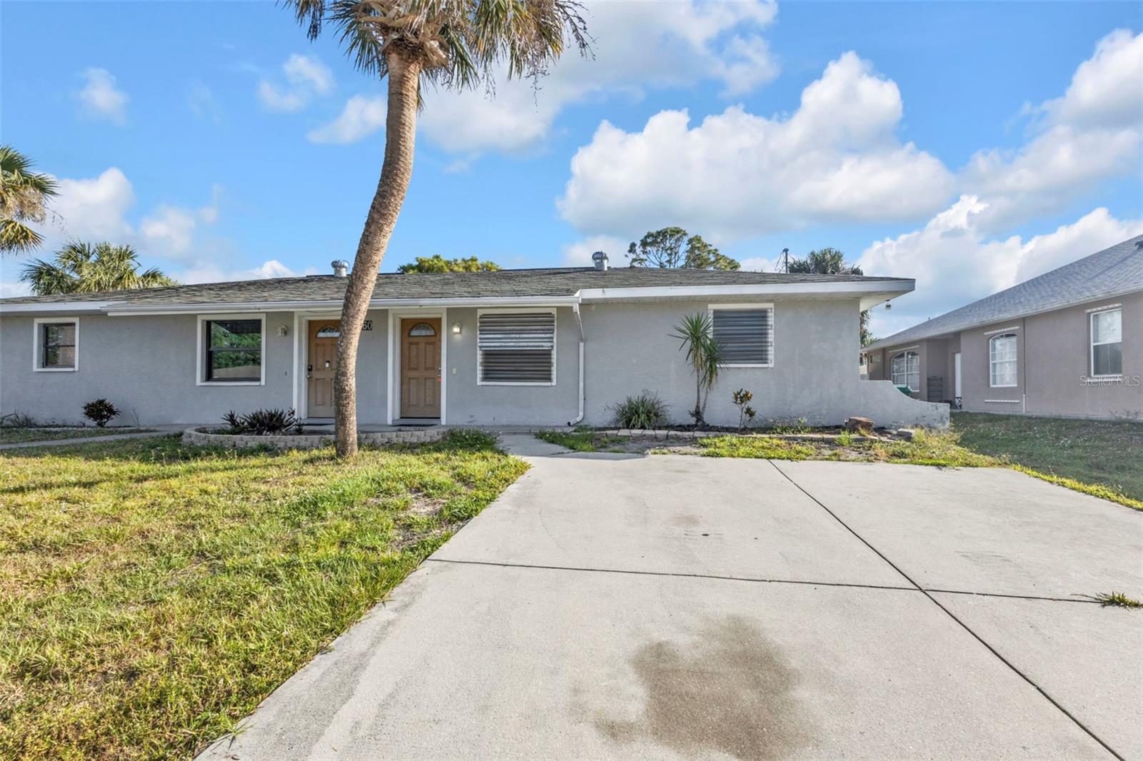Great investment opportunity! This duplex features 2 bedrooms and 1 bathroom on each side, with one unit currently vacant and ready for immediate occupancy. The other side is tenant-occupied, providing immediate rental income. Perfect for long-term investors looking to add a reliable property to their portfolio. Don’t miss out on this chance to own a versatile duplex with potential for future growth!