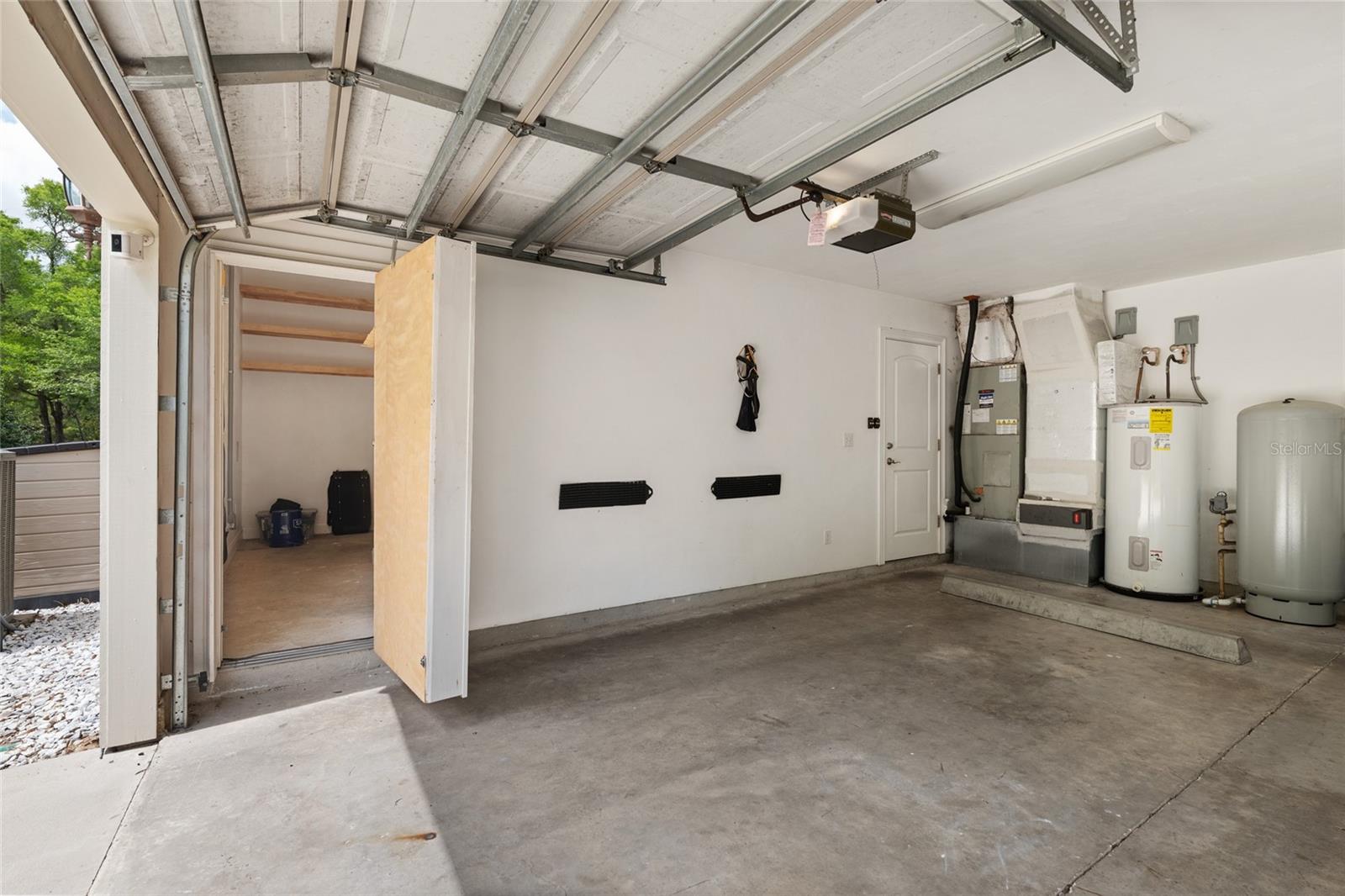 TRAILS THE - Residential