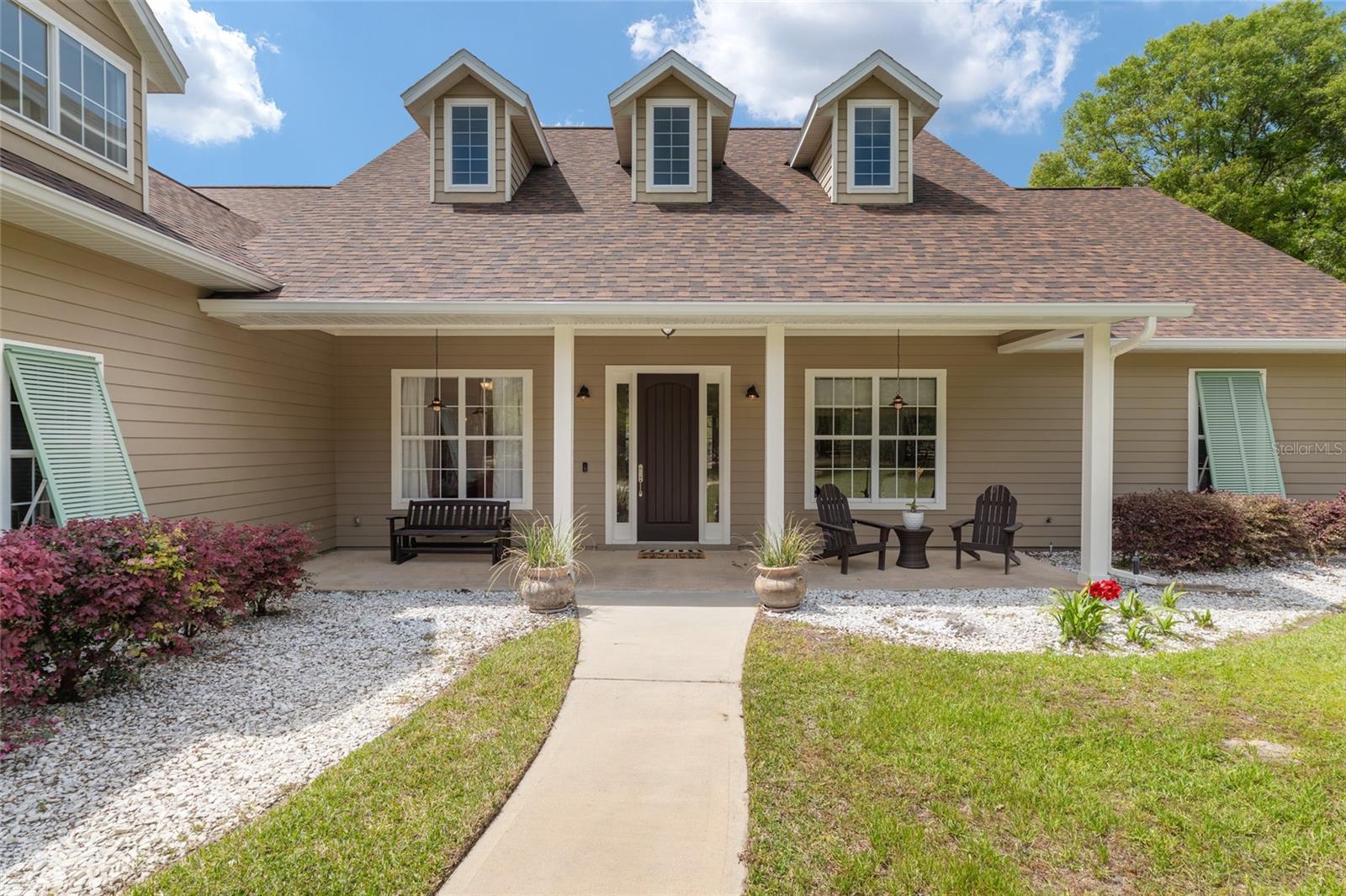 TRAILS THE - Residential