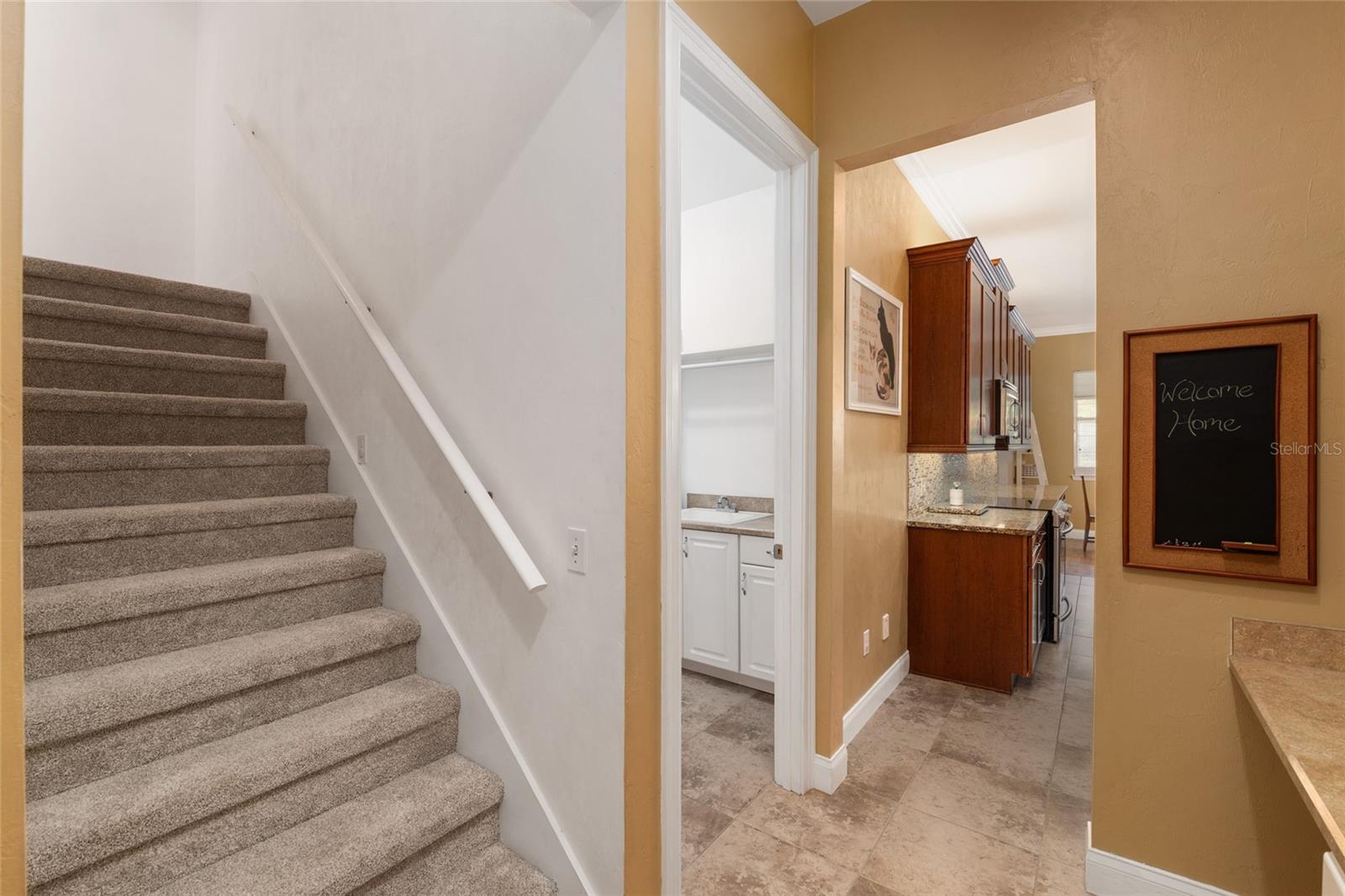 TRAILS THE - Residential