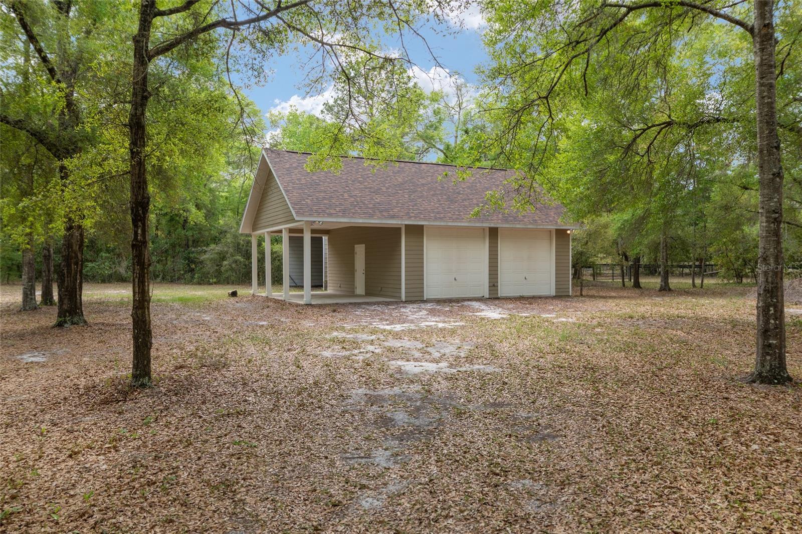 TRAILS THE - Residential