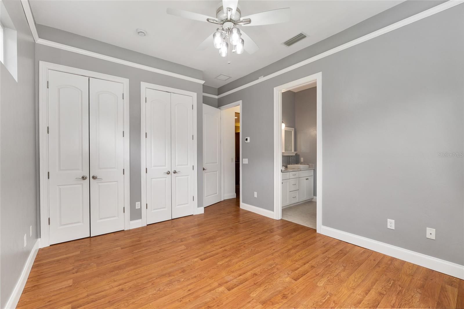 TRAILS THE - Residential