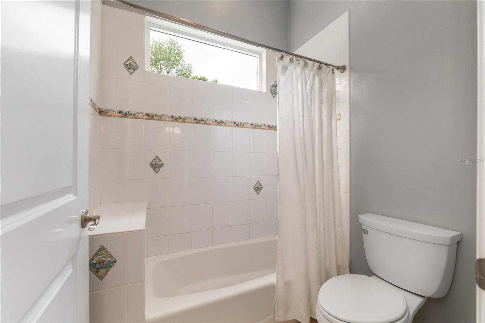 TRAILS THE - Residential