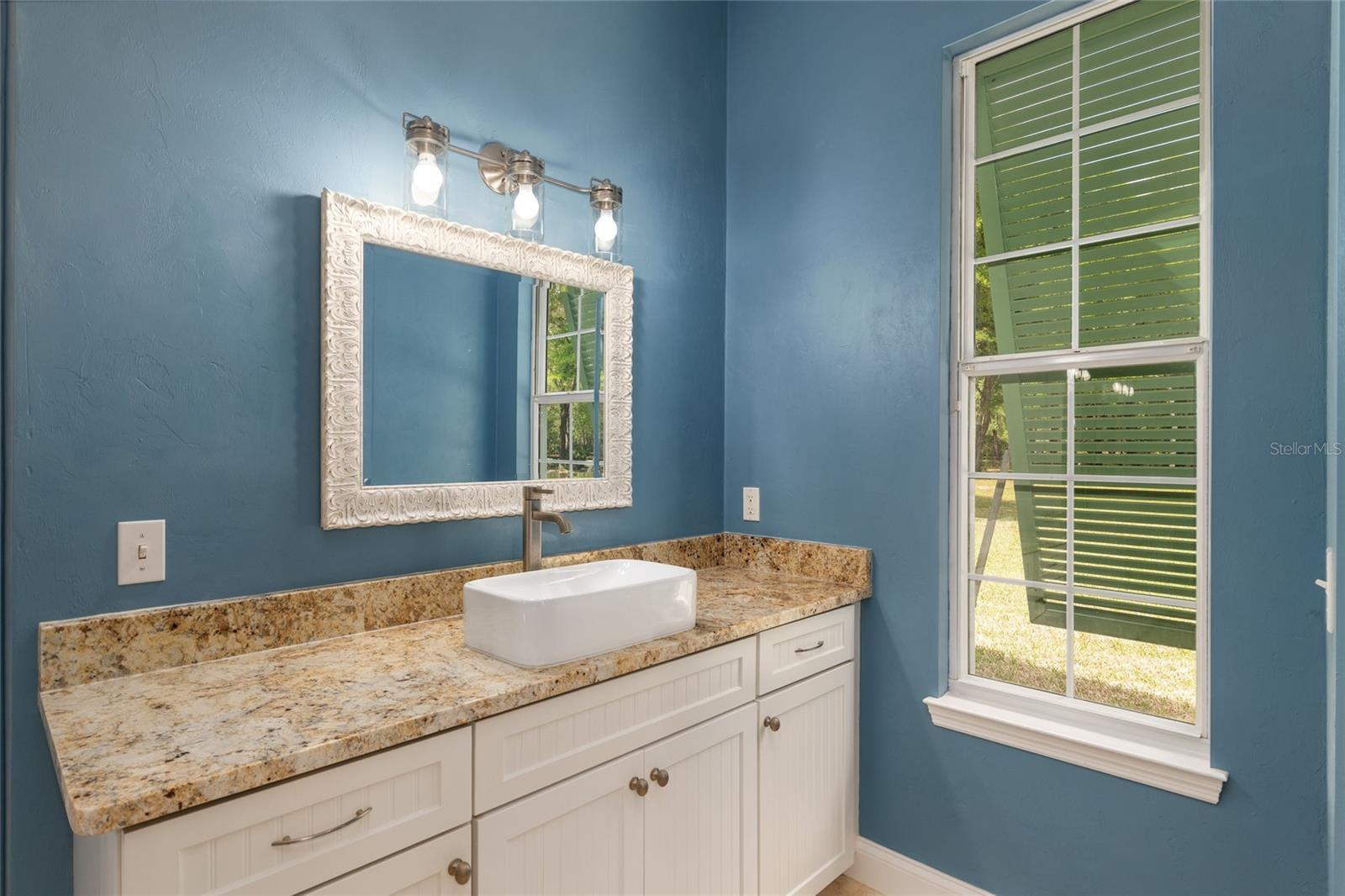 TRAILS THE - Residential