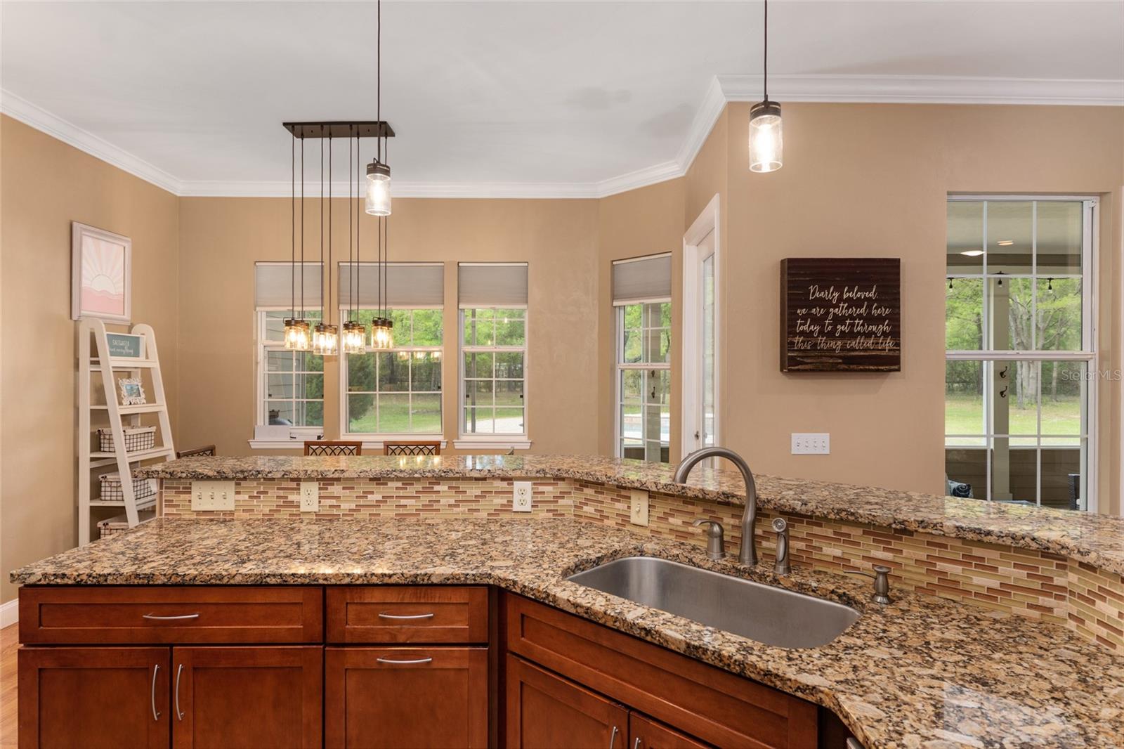 TRAILS THE - Residential