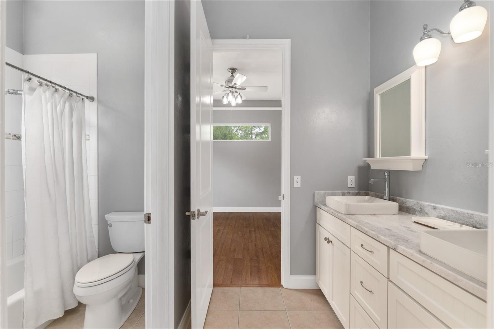 TRAILS THE - Residential