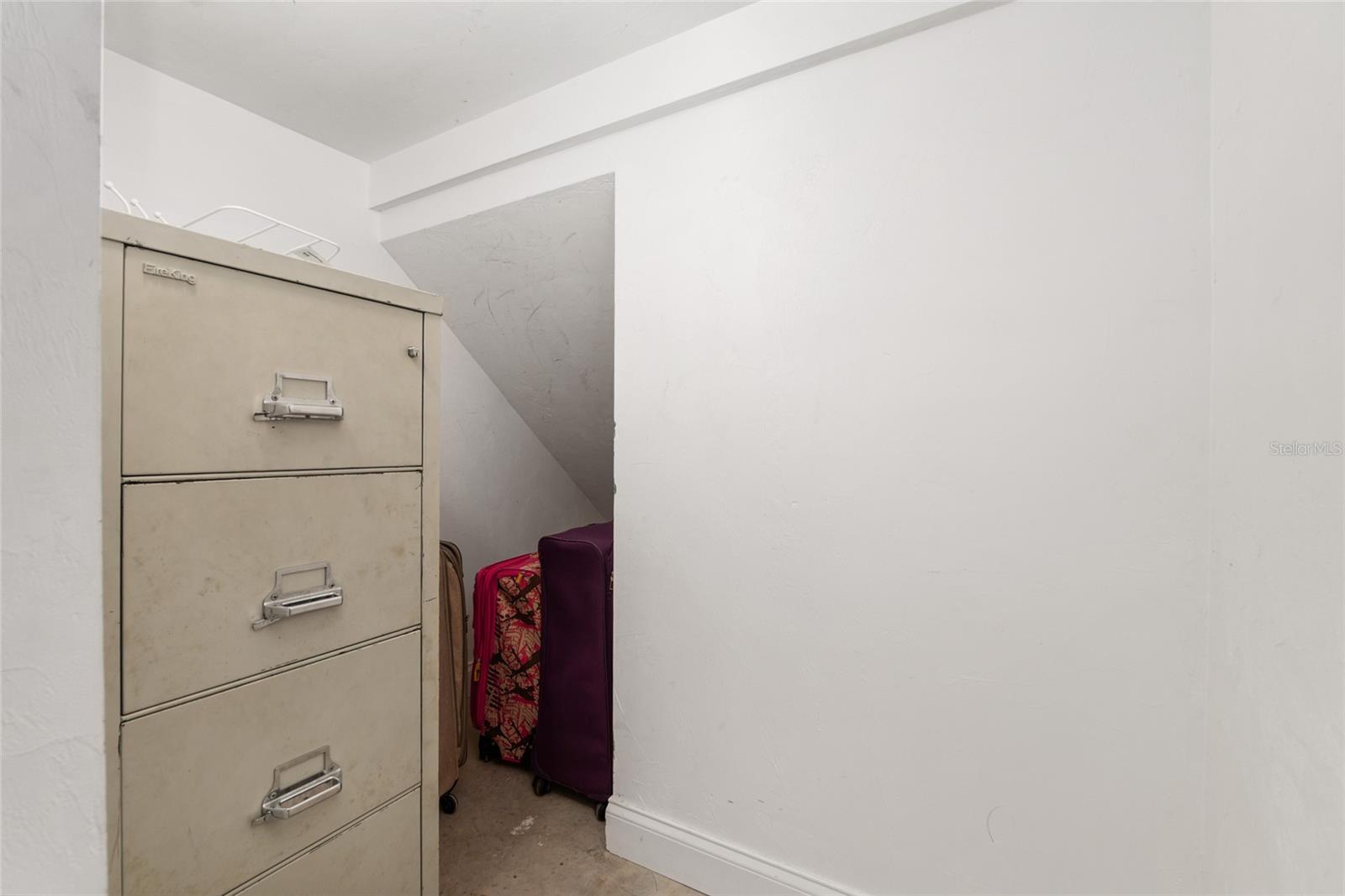 TRAILS THE - Residential