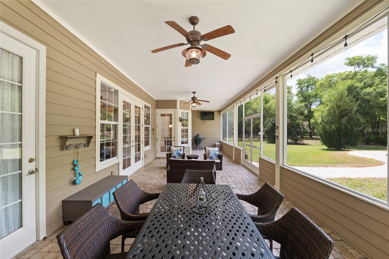 TRAILS THE - Residential