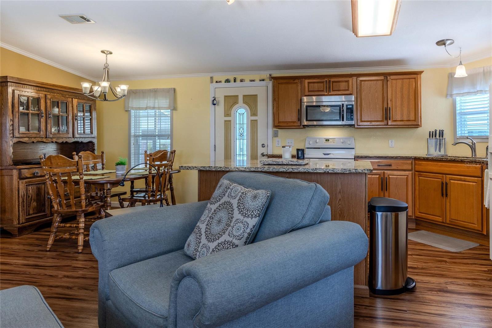 MAPLE LEAF ESTATES - Residential