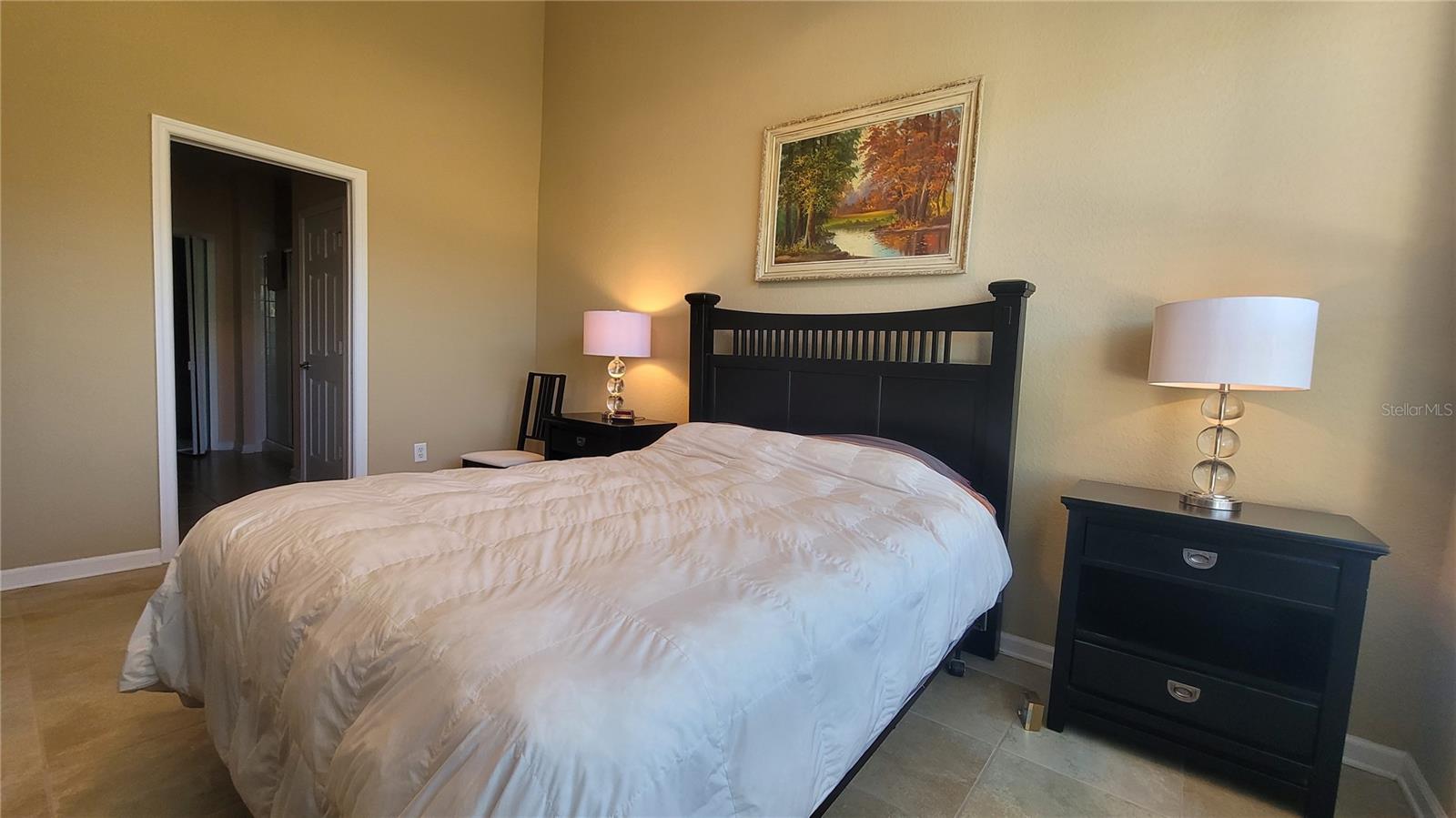 CARRIAGE HOMES AT DUNWOODY COMMONS A CONDO - Residential