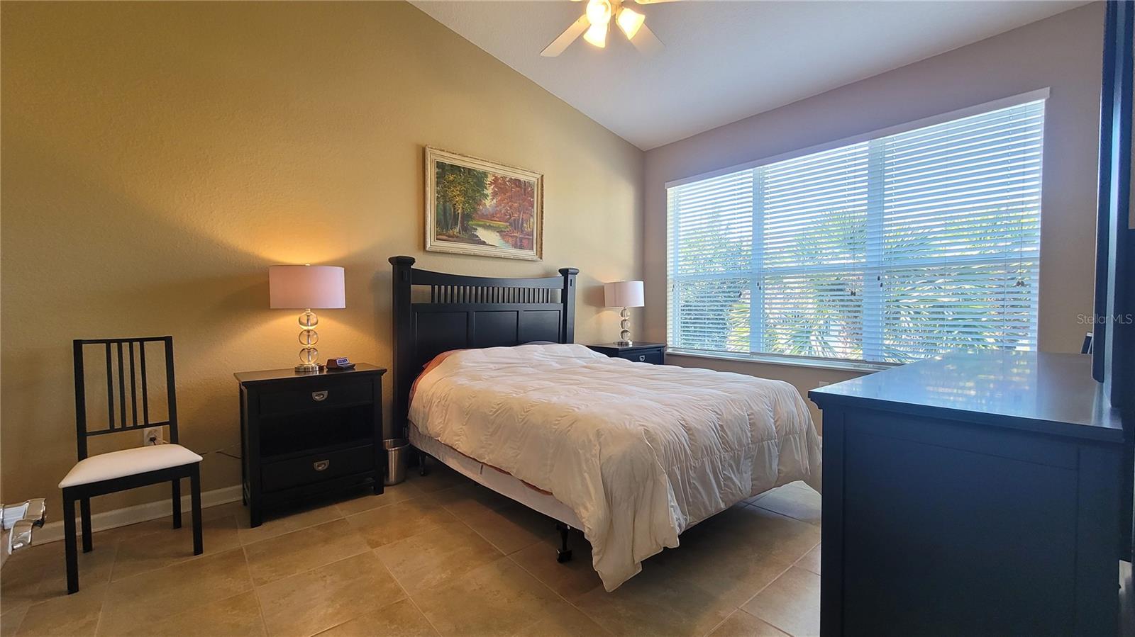 CARRIAGE HOMES AT DUNWOODY COMMONS A CONDO - Residential