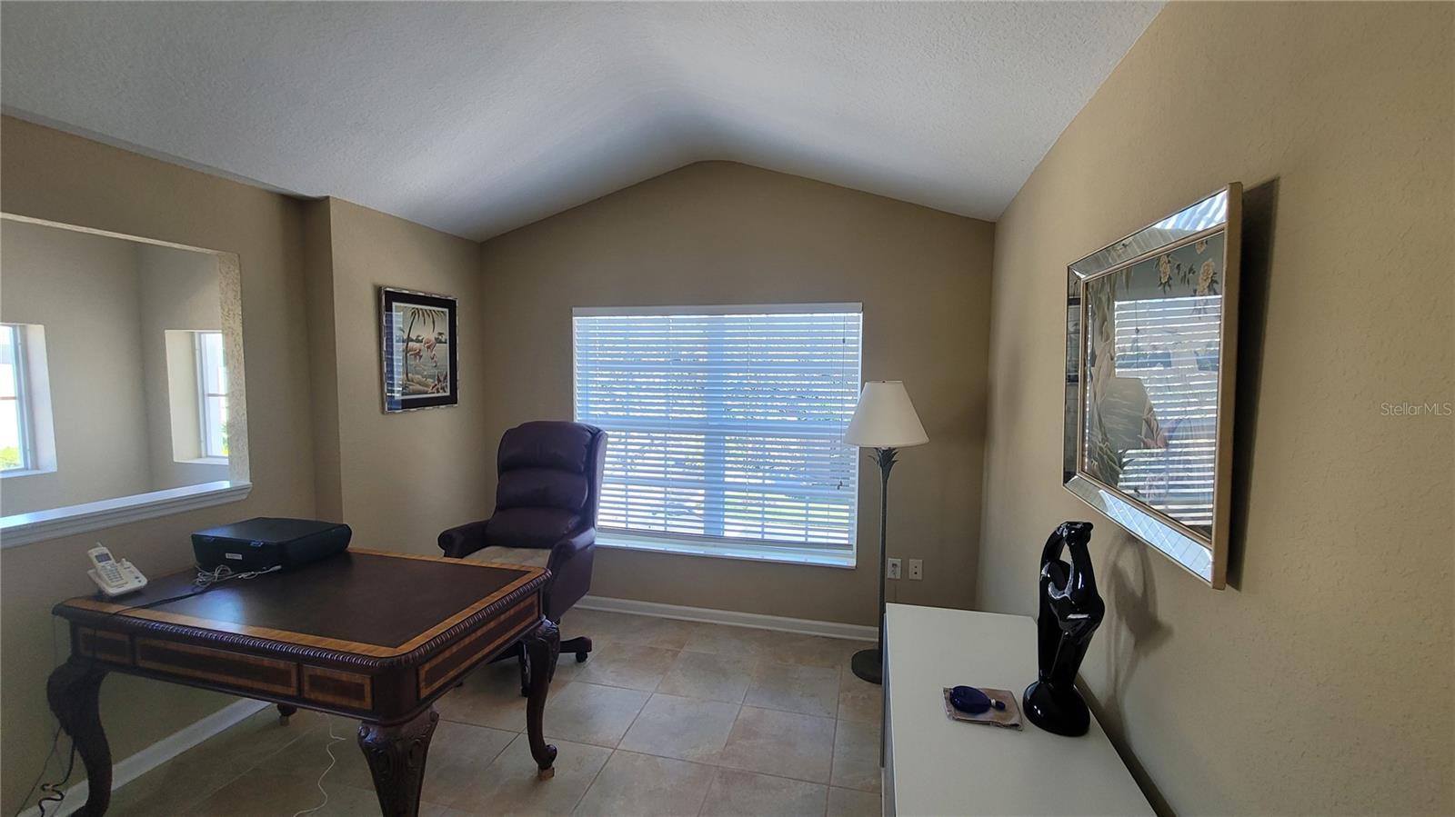 CARRIAGE HOMES AT DUNWOODY COMMONS A CONDO - Residential