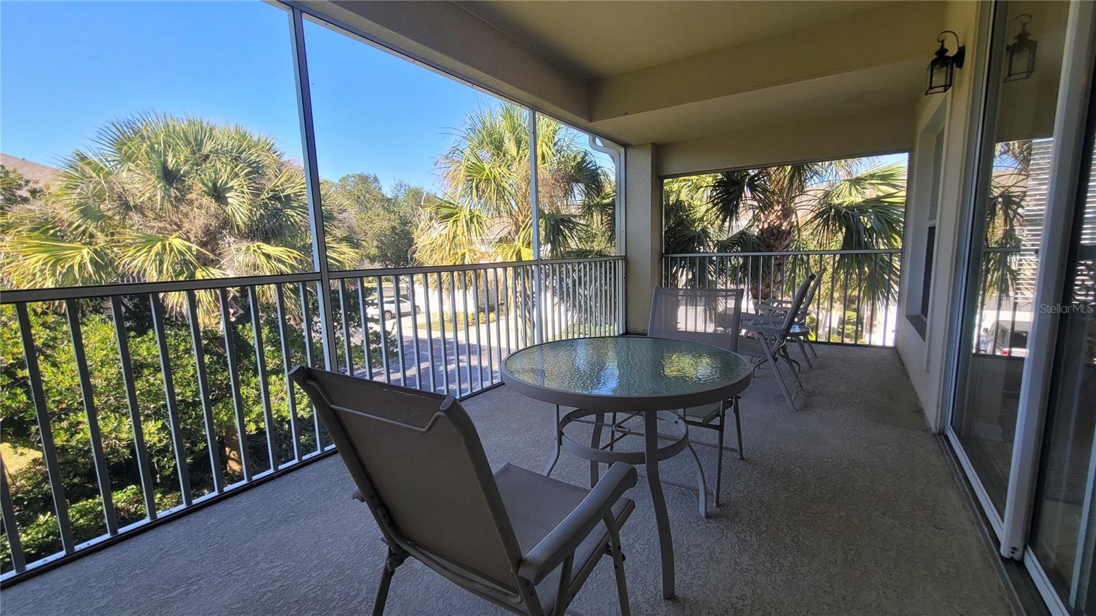 CARRIAGE HOMES AT DUNWOODY COMMONS A CONDO - Residential