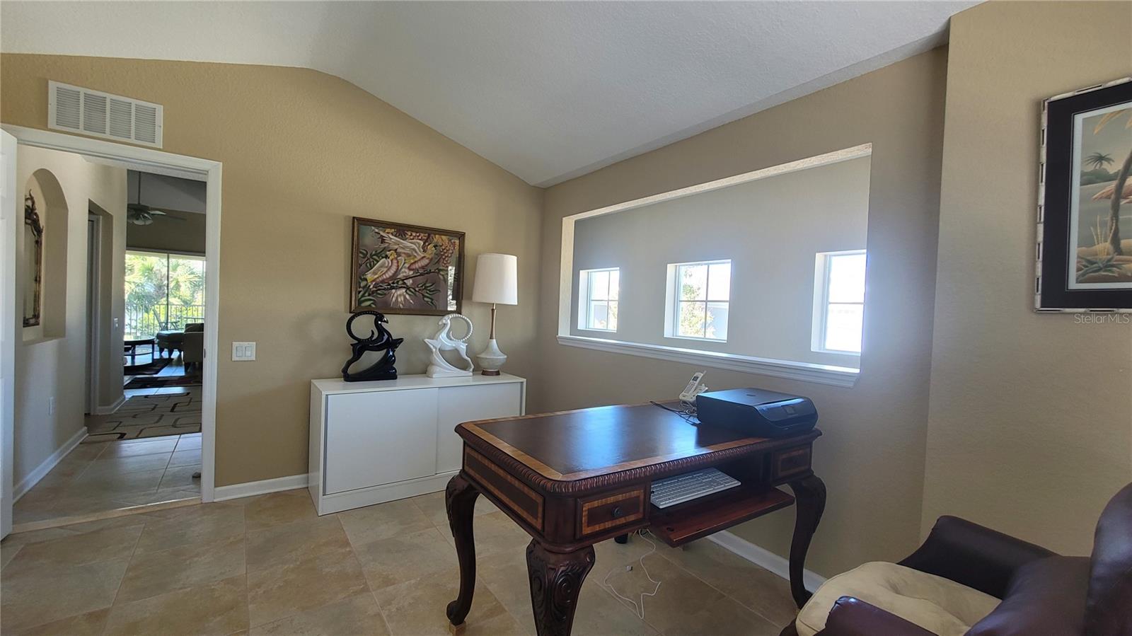 CARRIAGE HOMES AT DUNWOODY COMMONS A CONDO - Residential