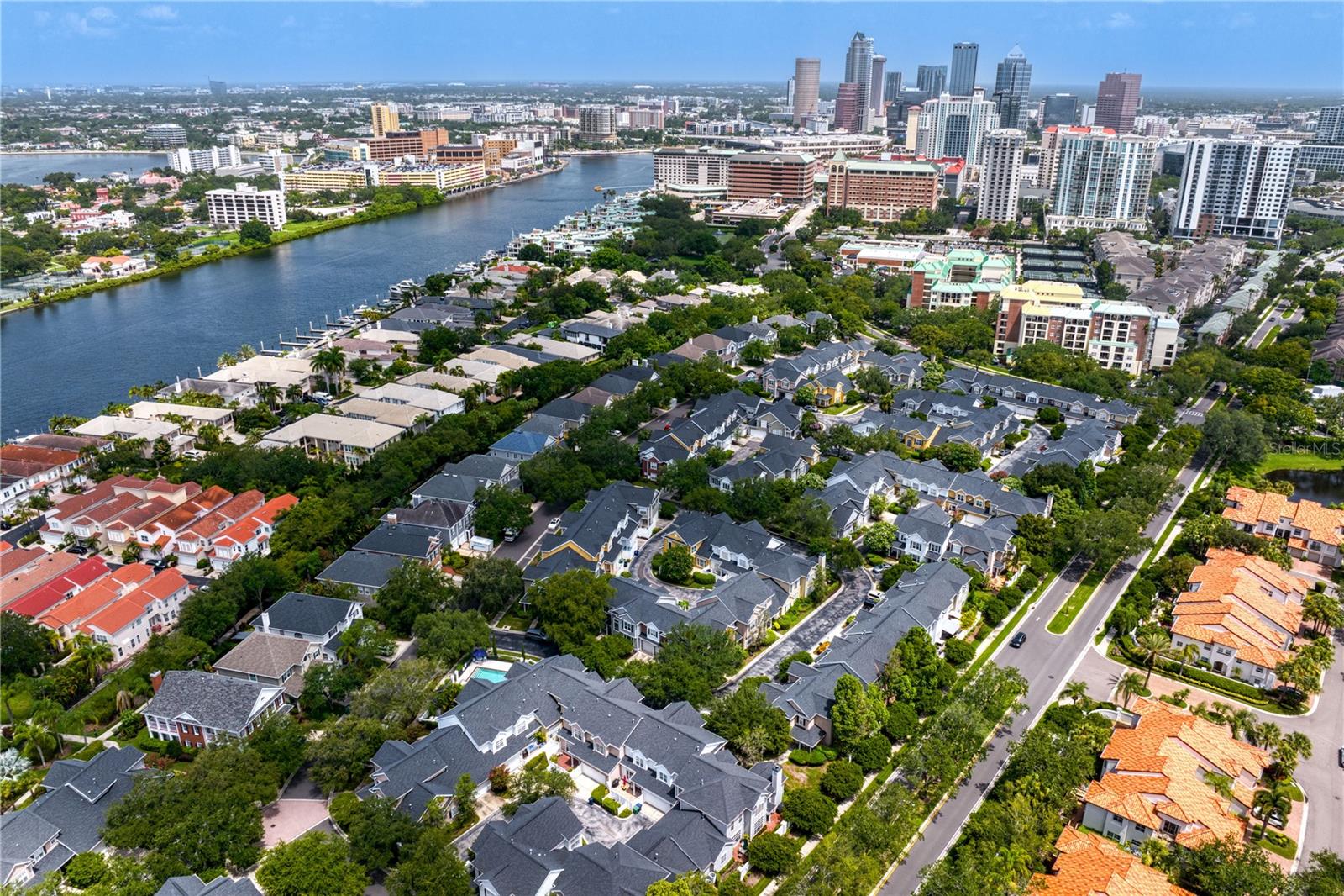 Photo 54 of 66 of 305 SEA ISLAND WAY townhome