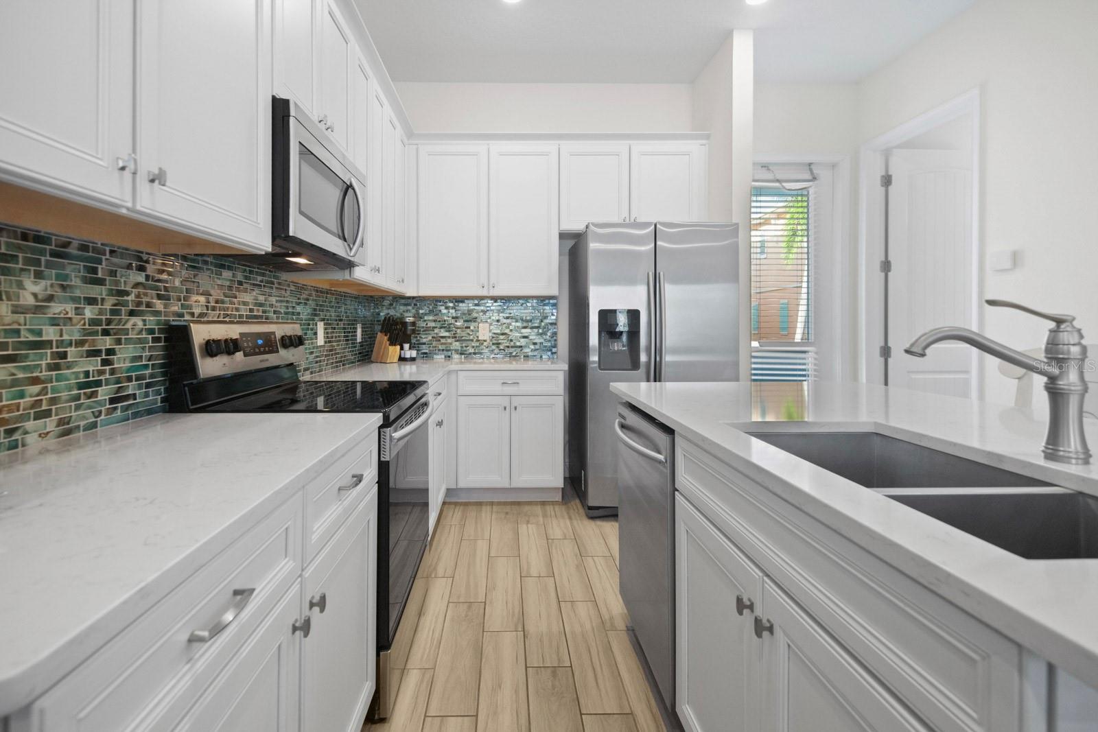 MARGARITAVILLE, ROLLING OAKS - Residential