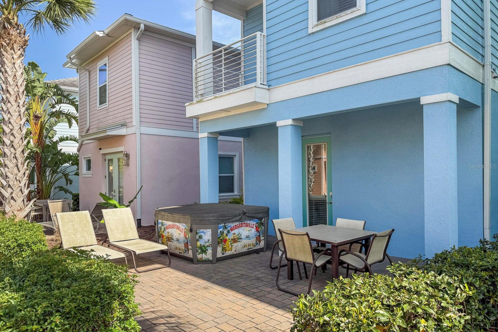 MARGARITAVILLE, ROLLING OAKS - Residential