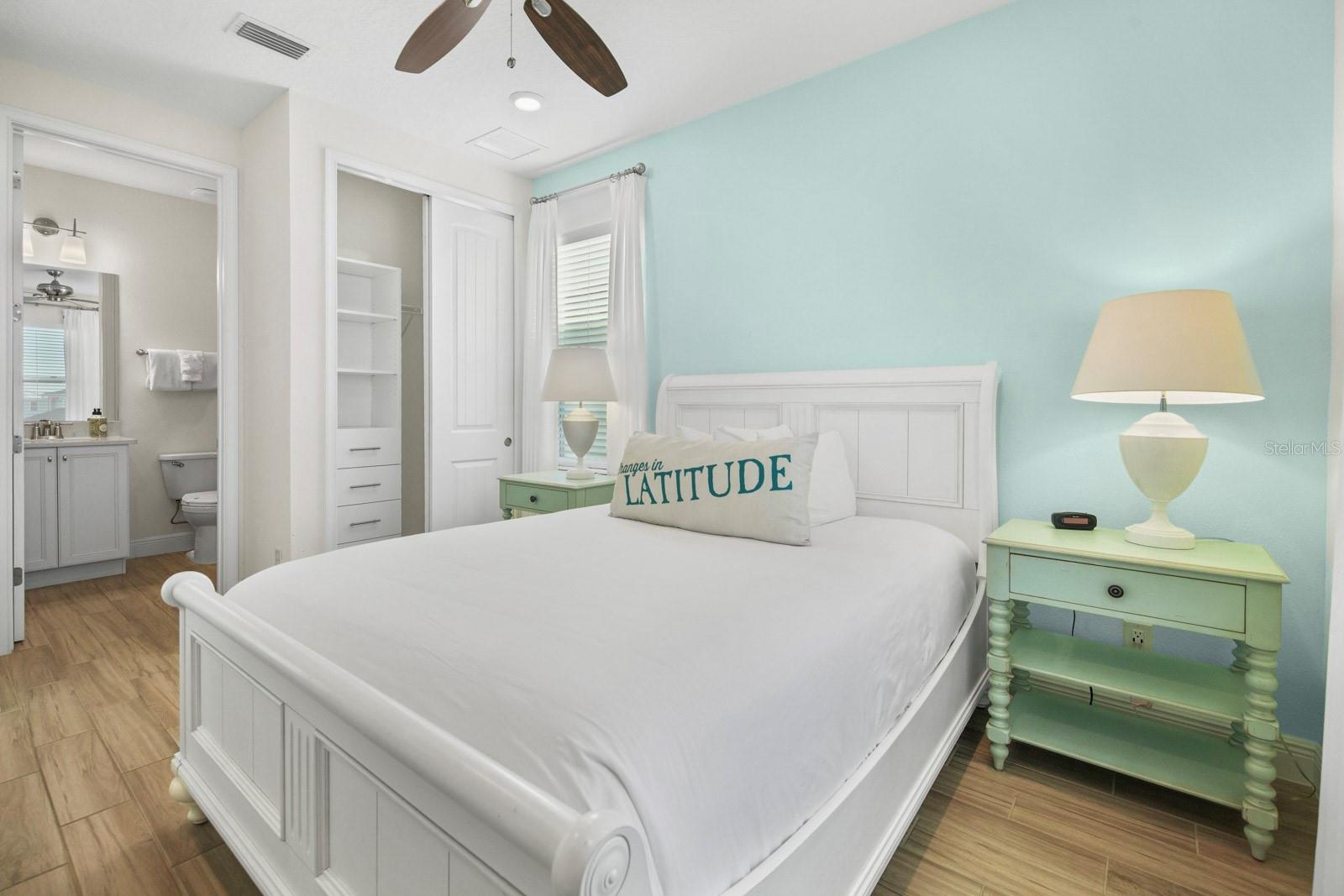 MARGARITAVILLE, ROLLING OAKS - Residential