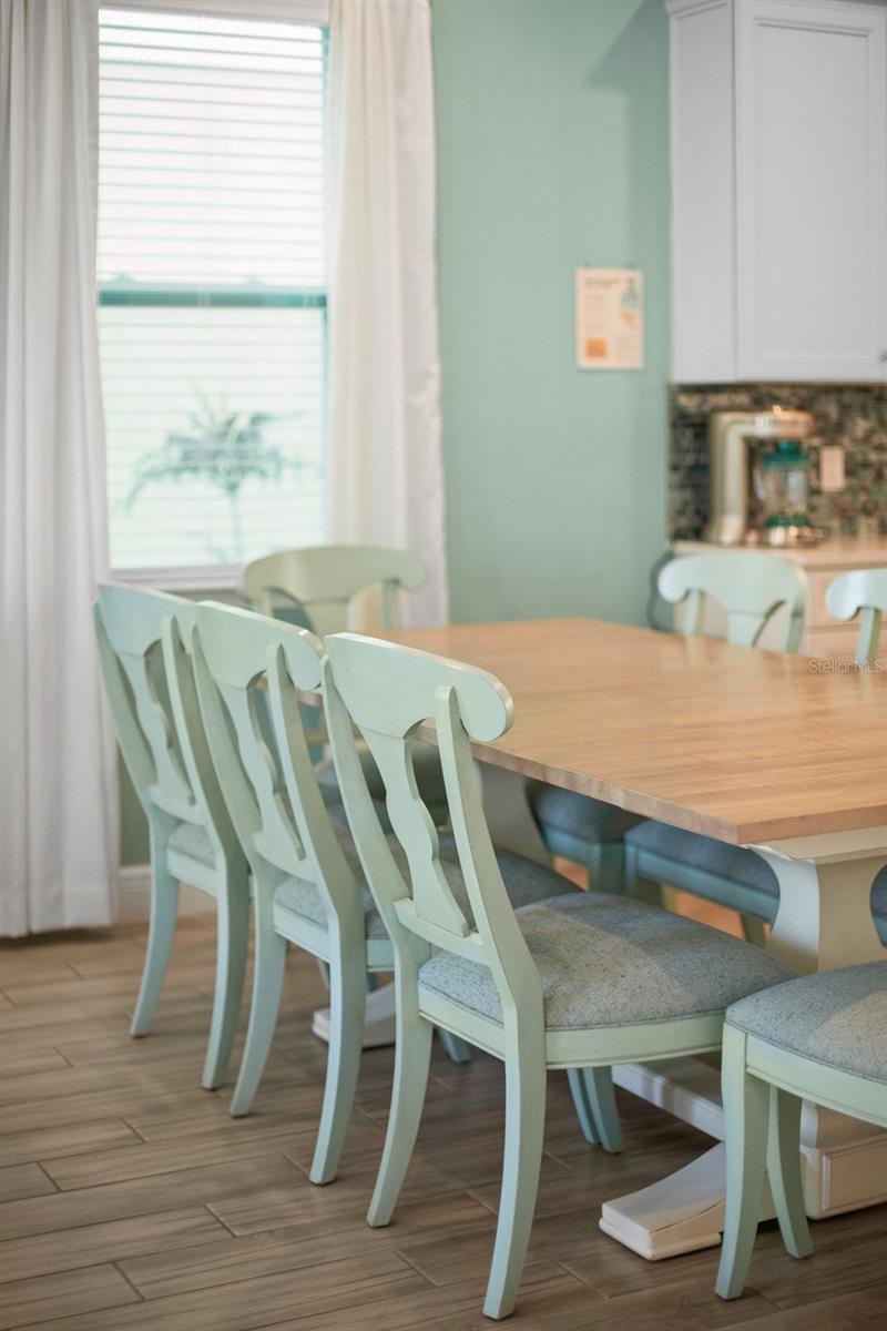 MARGARITAVILLE, ROLLING OAKS - Residential