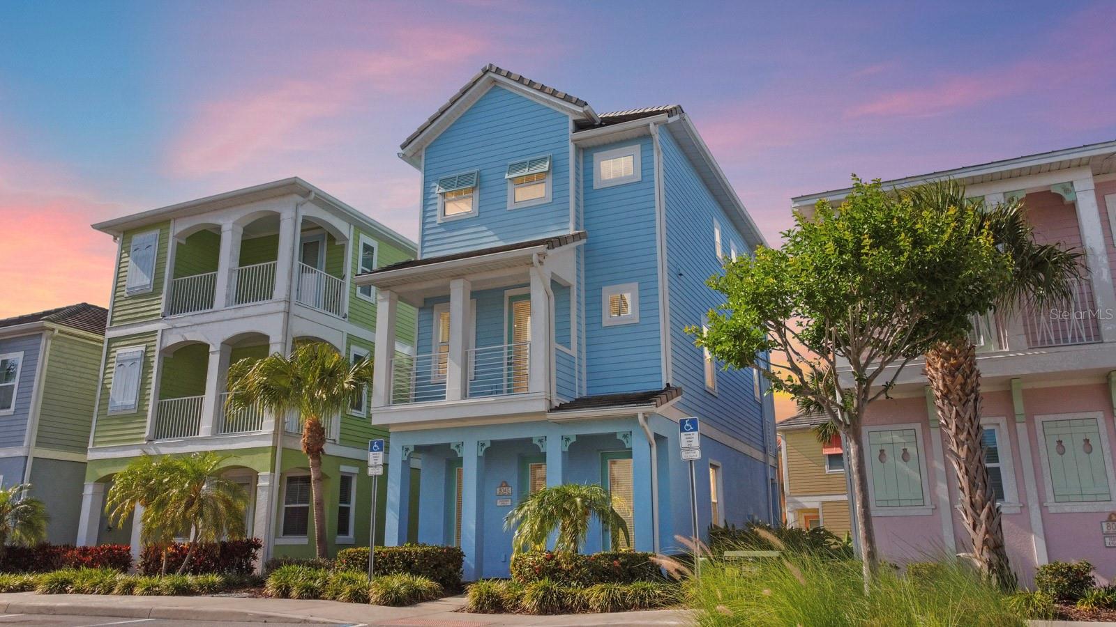 MARGARITAVILLE, ROLLING OAKS - Residential
