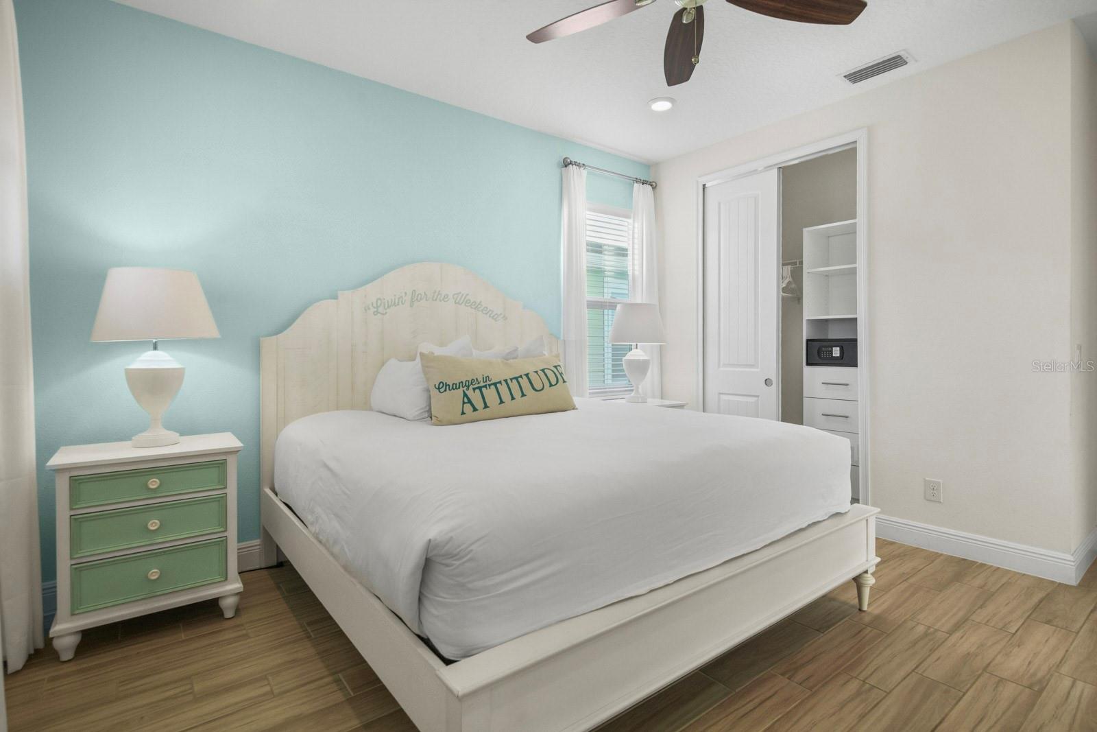 MARGARITAVILLE, ROLLING OAKS - Residential