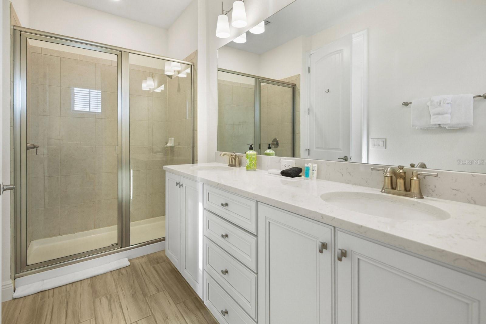 MARGARITAVILLE, ROLLING OAKS - Residential