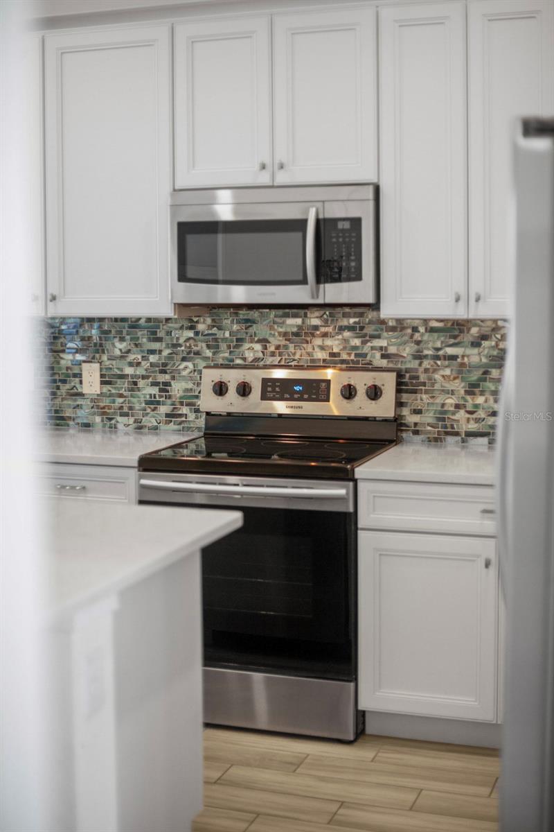 MARGARITAVILLE, ROLLING OAKS - Residential