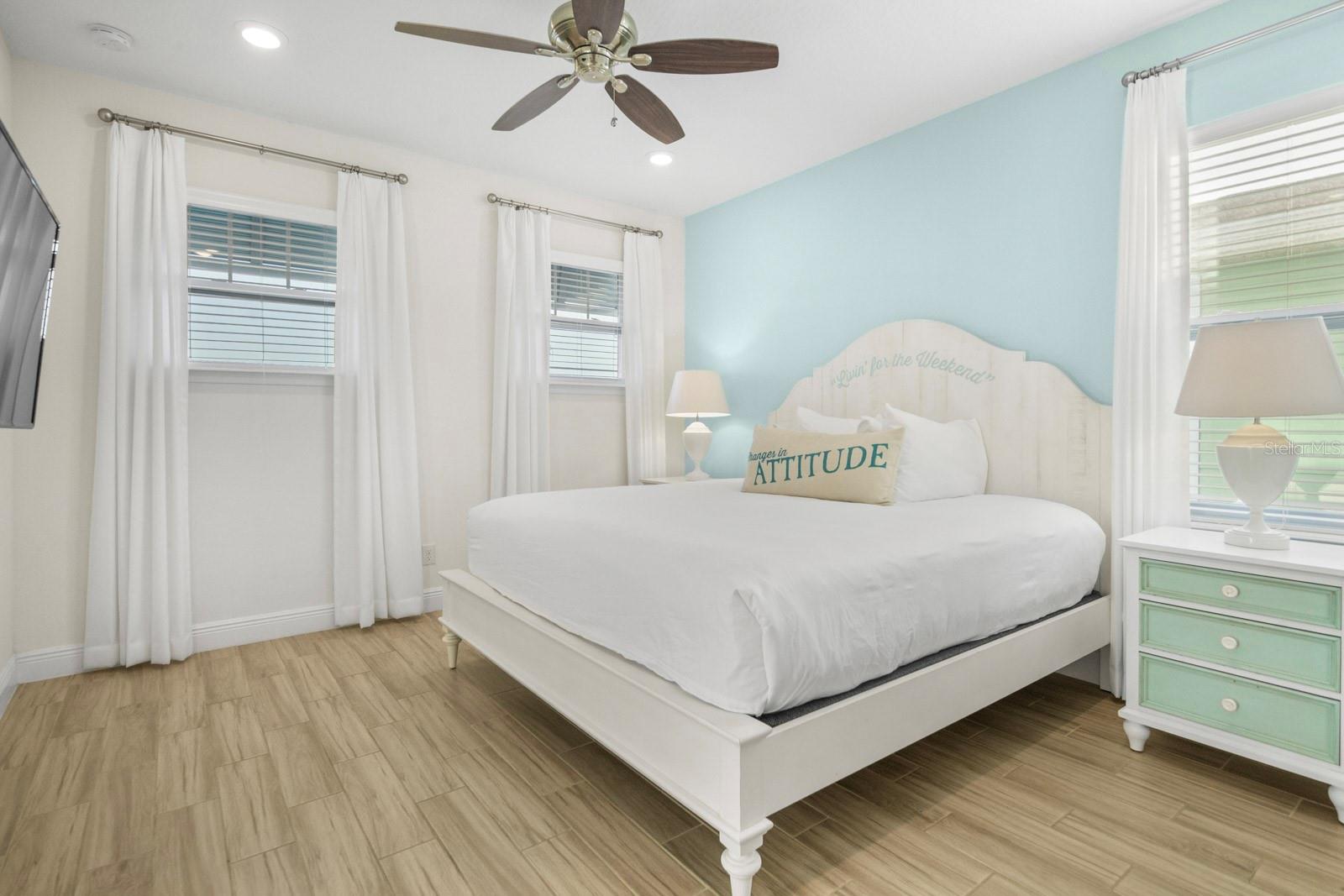 MARGARITAVILLE, ROLLING OAKS - Residential